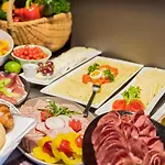 Ibis Hotel 3*