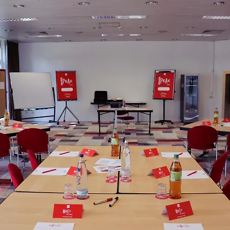 Ibis Hotel 3*