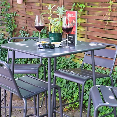 Ibis Hotel 3*