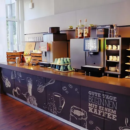 Ibis Hotel 3*
