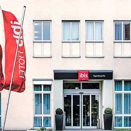 Ibis 3*