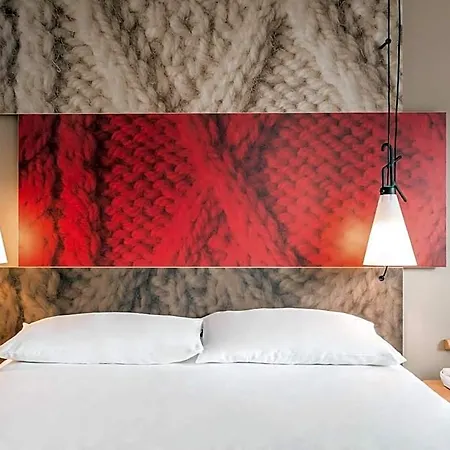 Ibis Hotel